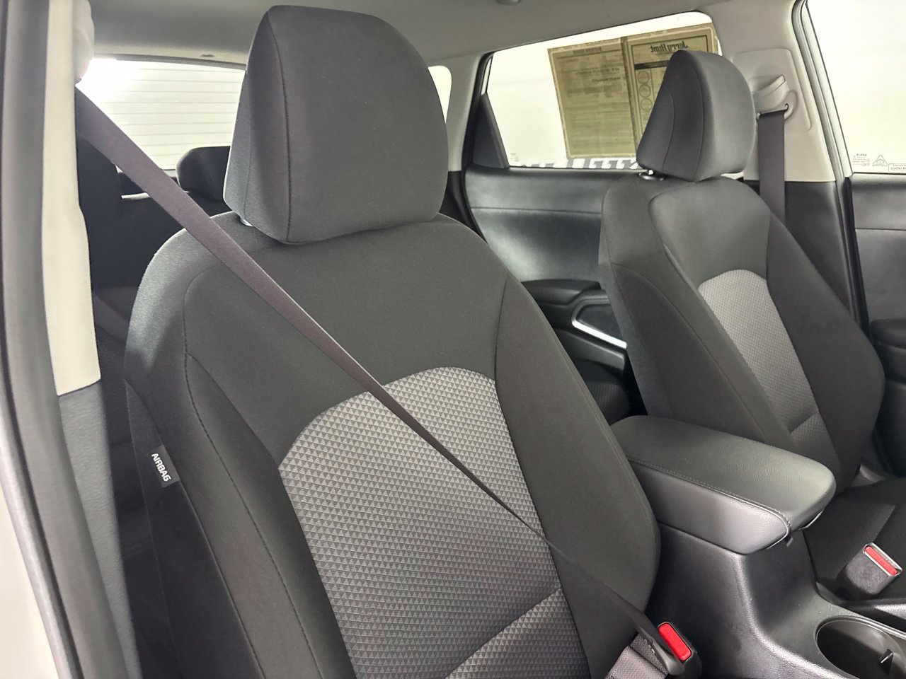 Used 2025 Kia Soul LX w/ LX Technology Package FWD image 28