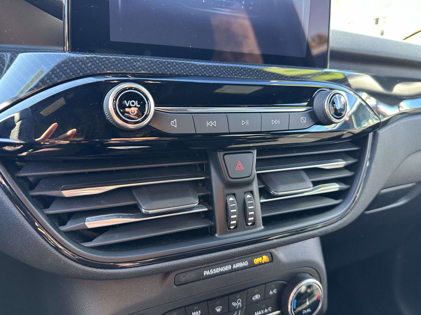 Used 2024 Ford Escape ST-Line image 22