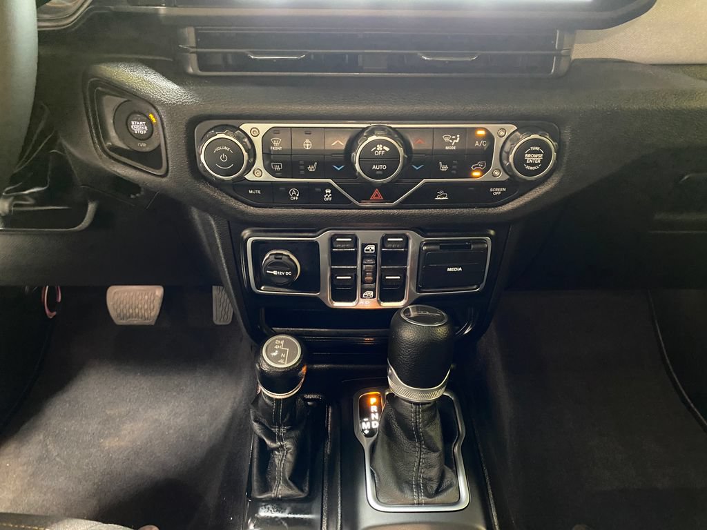 Used 2024 Jeep Gladiator Sport AWD/4WD image 41