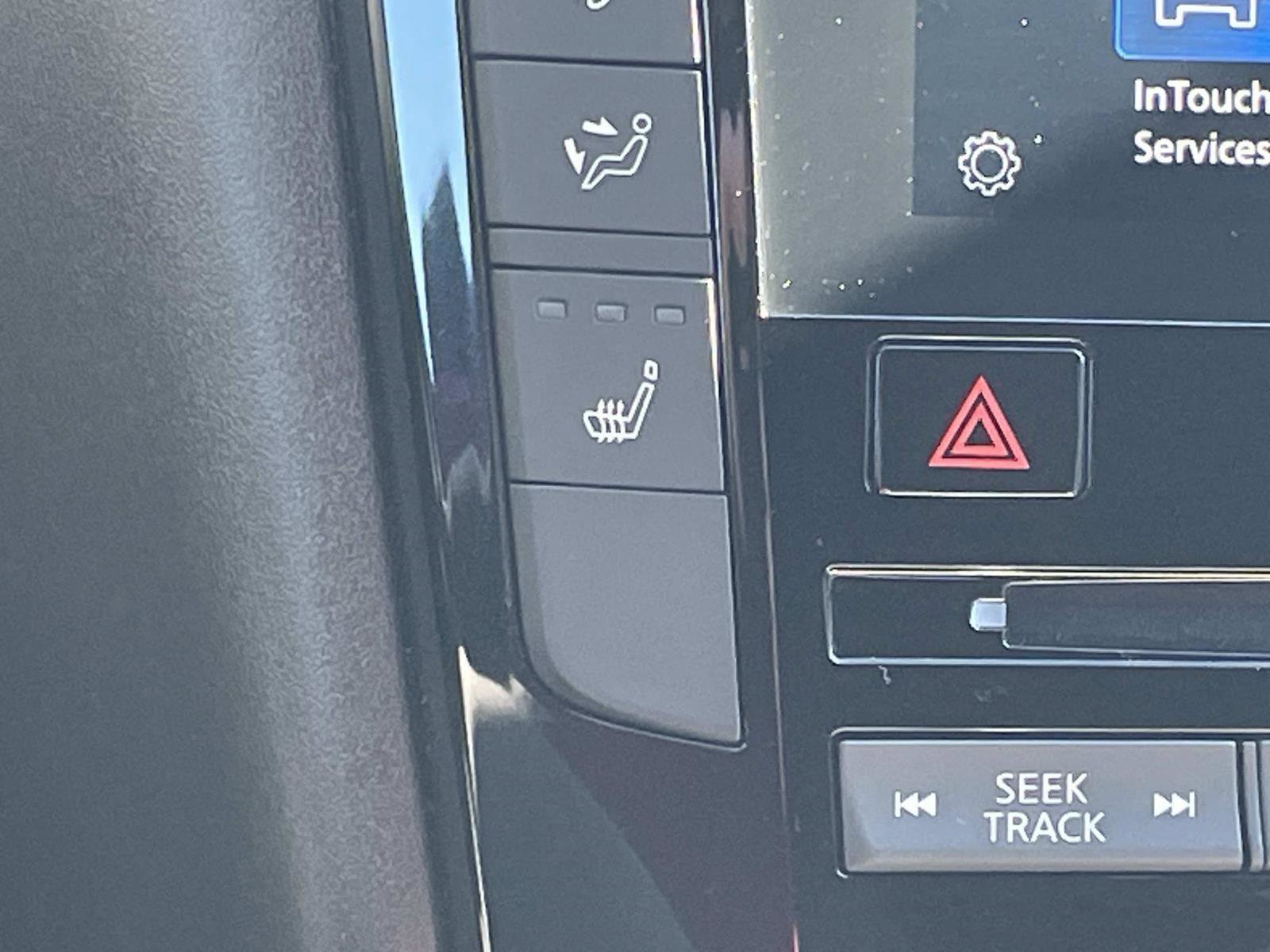 Certified 2025 INFINITI QX55 Luxe w/ Cargo Package image 19