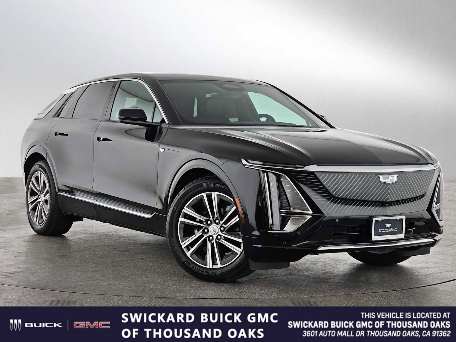 New 2026 Cadillac Lyriq Luxury image 1