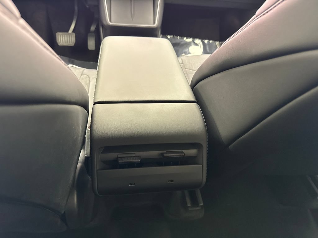 Used 2026 Tesla Model Y 2WD image 63