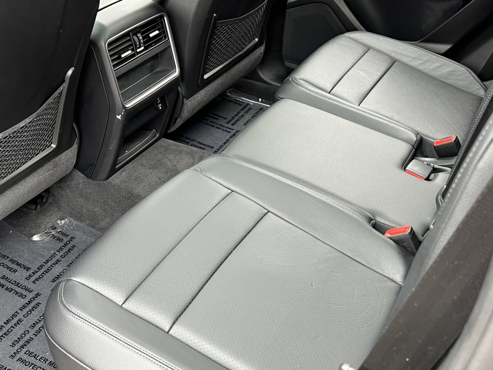 Certified 2023 Porsche Cayenne image 18