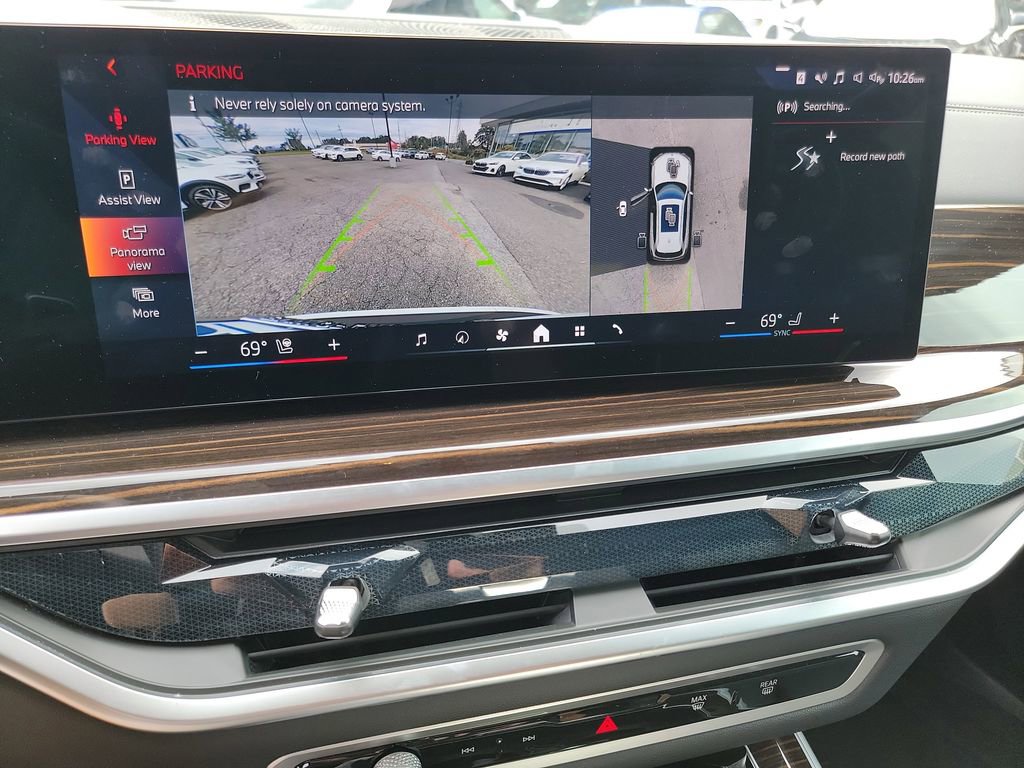 Certified 2025 BMW X5 xDrive50e w/ Premium Package image 33