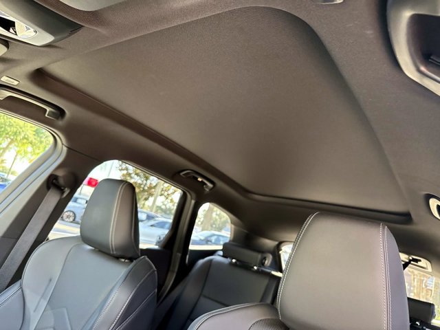 Used 2025 BMW X1 xDrive28i AWD/4WD image 51