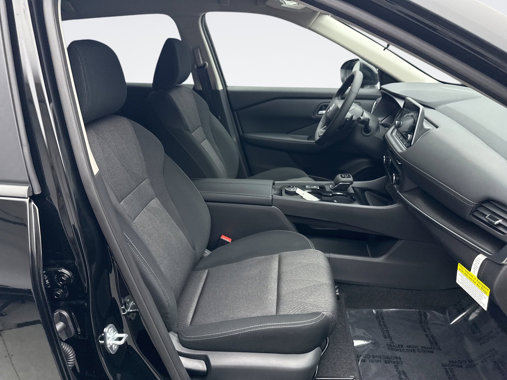 Used 2026 Nissan Rogue SV image 16