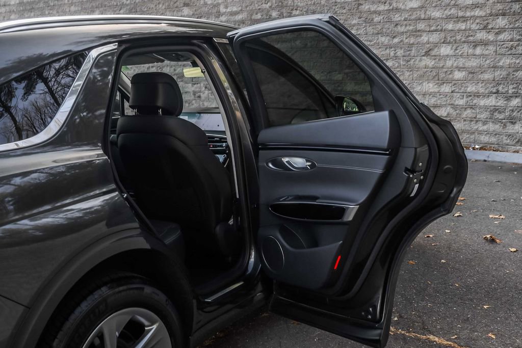 Used 2026 Genesis GV70 2.5T AWD/4WD image 16