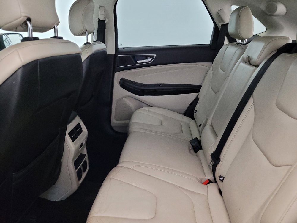 Used 2015 Ford Edge Titanium w/ Equipment Group 301A AWD/4WD image 18
