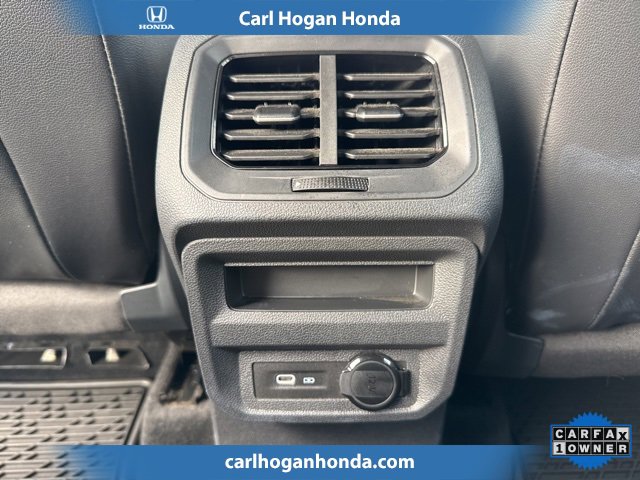 Used 2024 Volkswagen Tiguan SE R-Line image 13