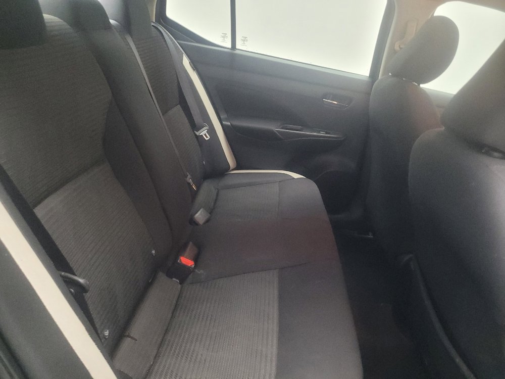 Used 2021 Nissan Versa SV FWD image 19