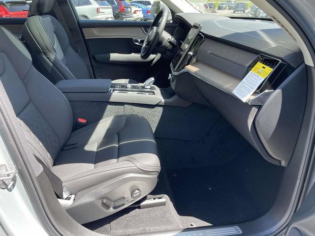 New 2026 Volvo XC90 B5 Core AWD/4WD image 19