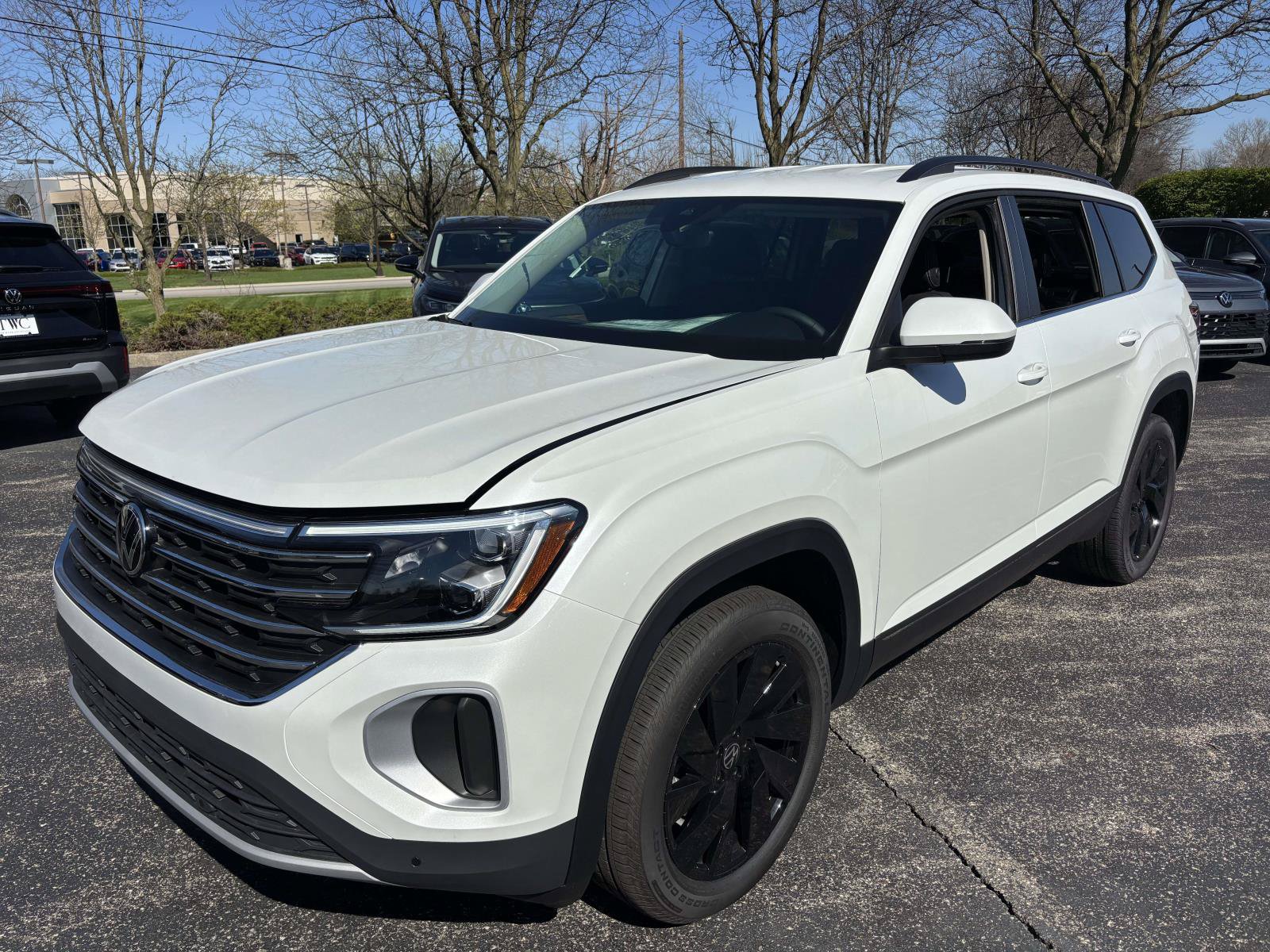 New 2026 Volkswagen Atlas SE AWD/4WD image 1