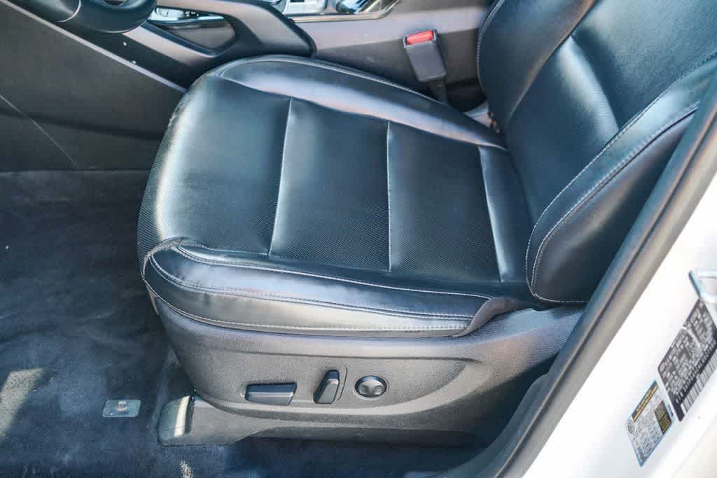 Used 2020 Kia Telluride S FWD image 16