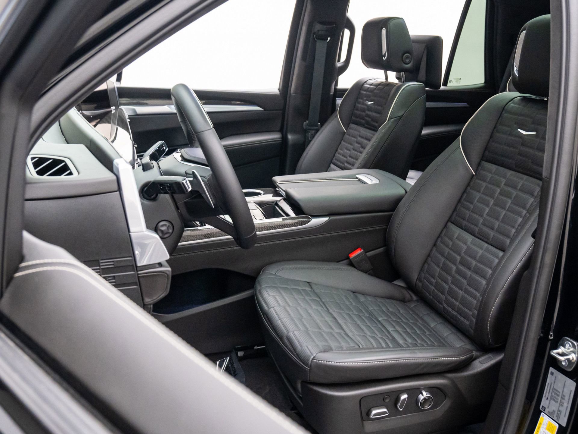 Certified 2025 Cadillac Escalade V w/ LPO, ONYX Package image 20