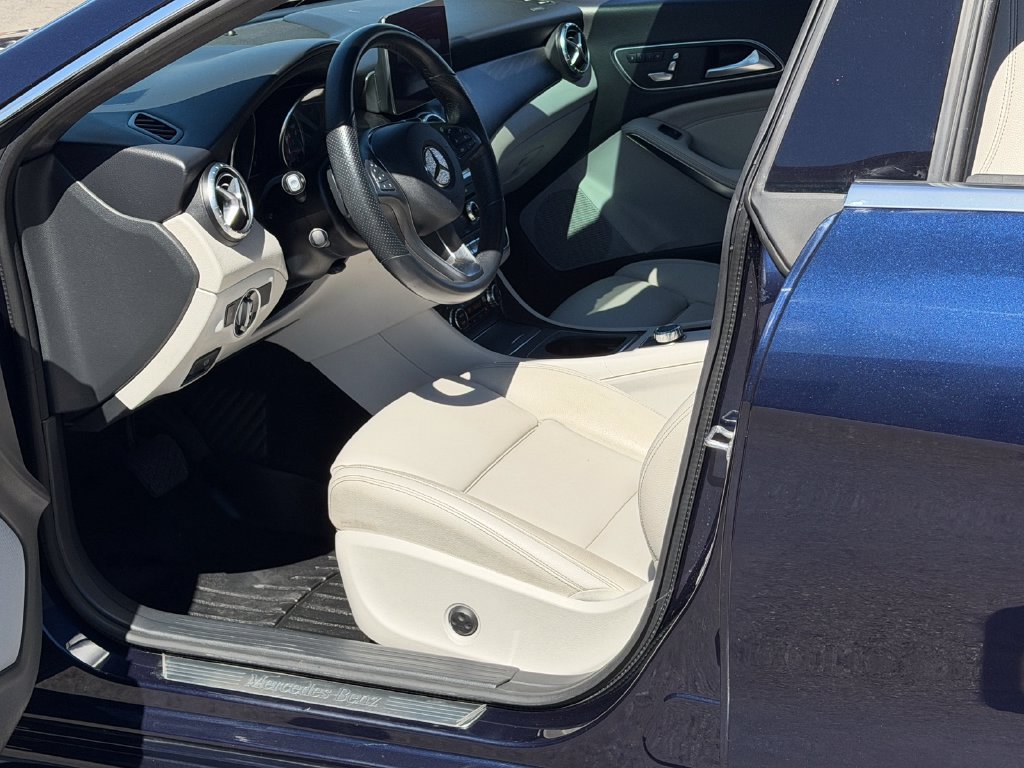 Used 2019 Mercedes-Benz CLA 250 image 10