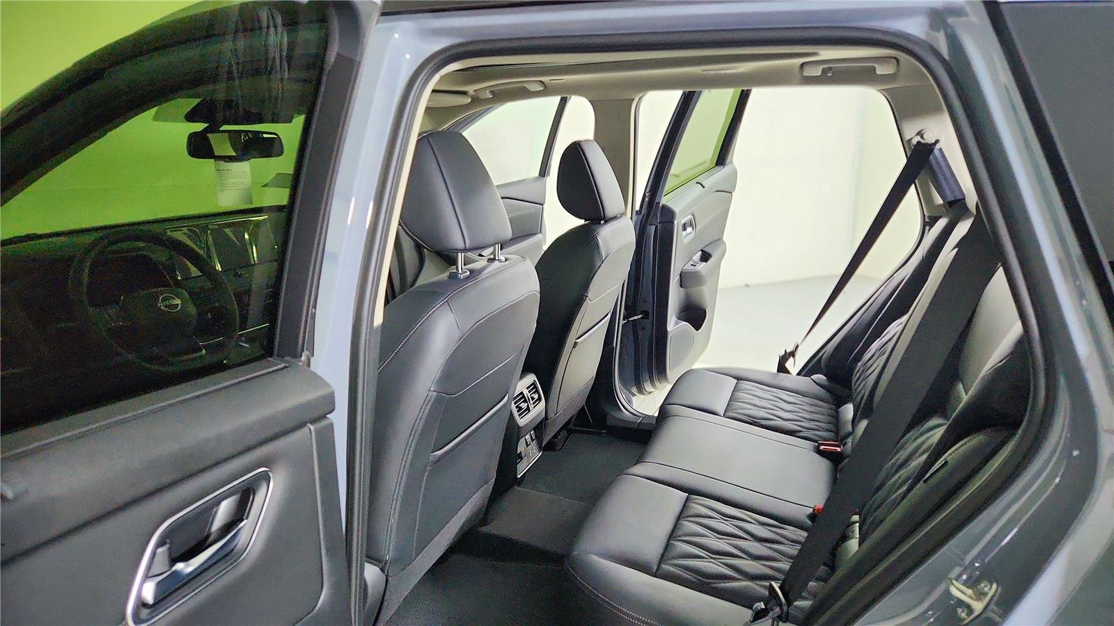 New 2026 Nissan Rogue Platinum w/ Platinum Premium Package image 34