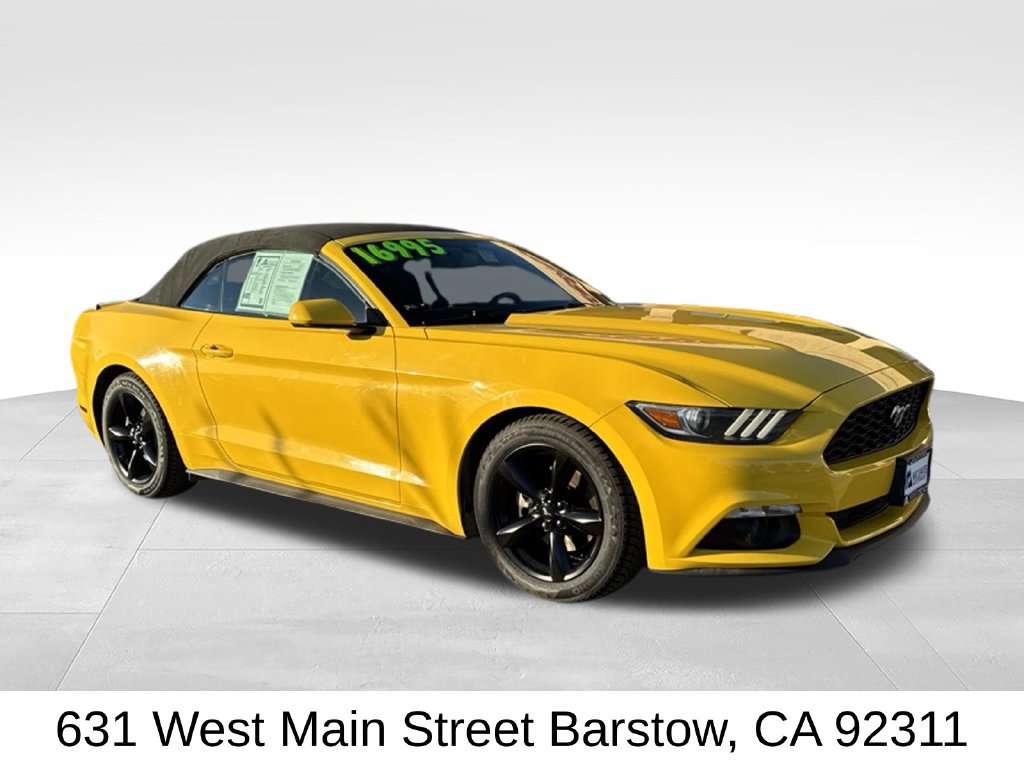 Used 2015 Ford Mustang Convertible w/ Equipment Group 051A RWD image 2