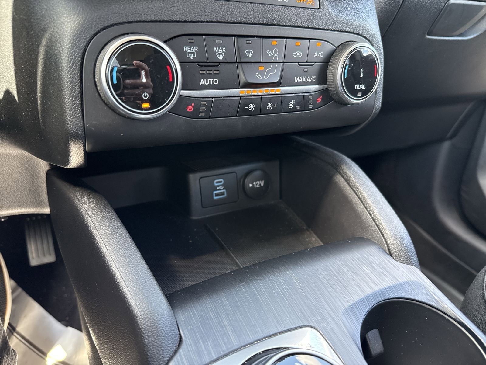 Used 2023 Ford Escape Active AWD/4WD image 35