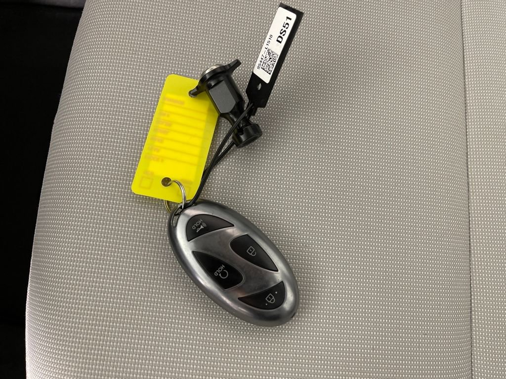 Certified 2025 Hyundai Kona SEL image 26