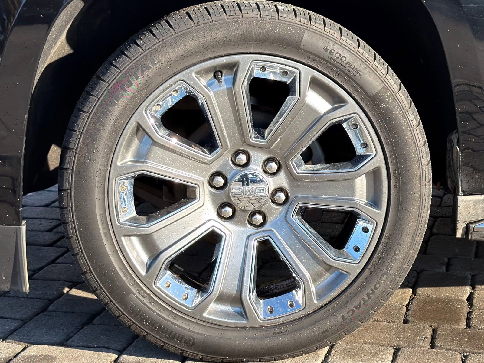 Used 2015 GMC Yukon XL Denali w/ Open Road Package image 13