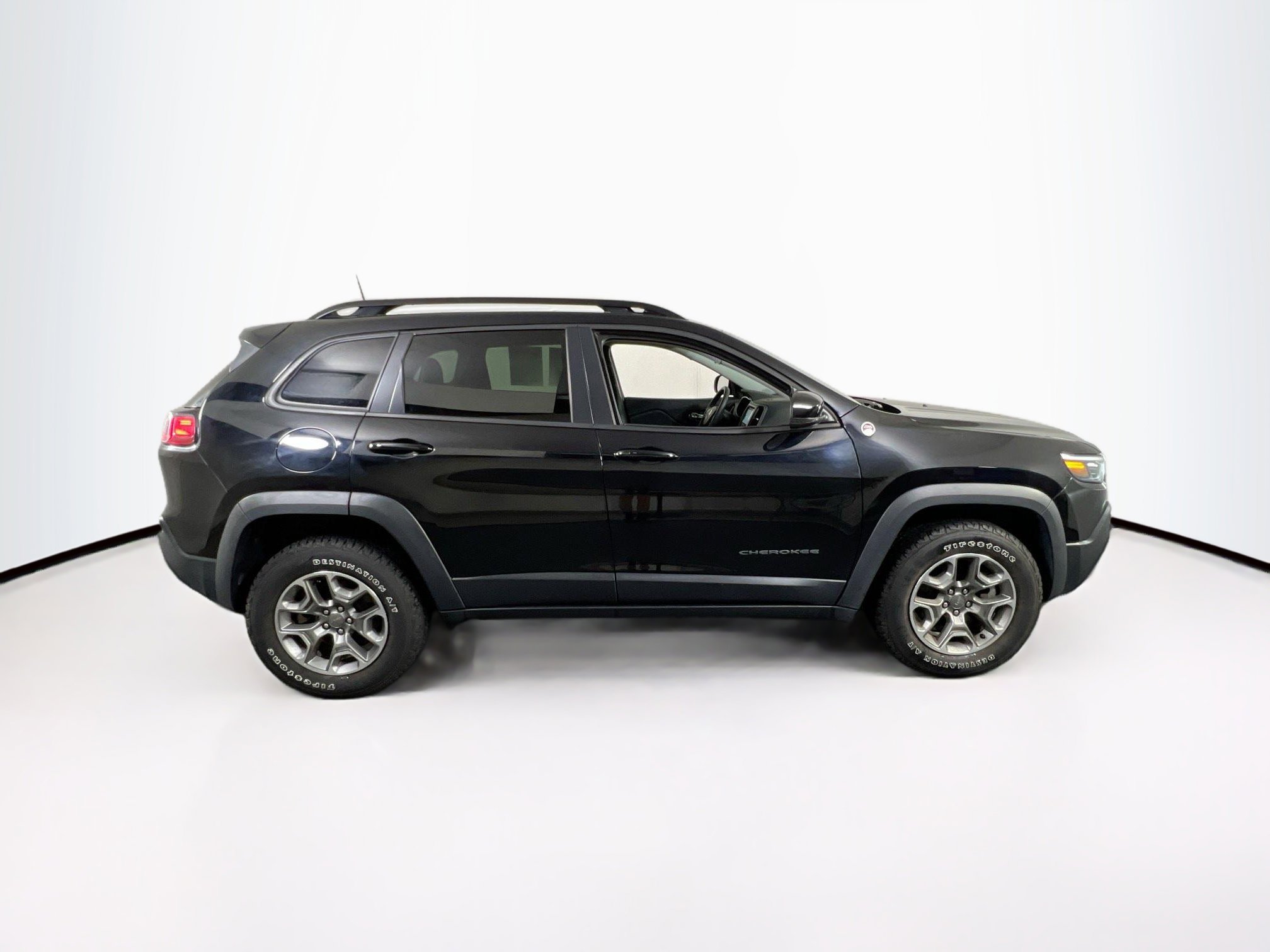 Used 2022 Jeep Cherokee Trailhawk w/ Sun, Sound & Nav Group image 4