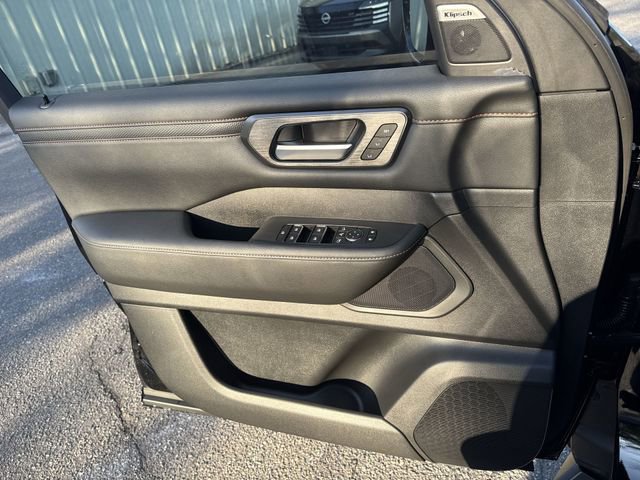 New 2026 Nissan Armada PRO-4X w/ Captain's Chari Seat Package image 28