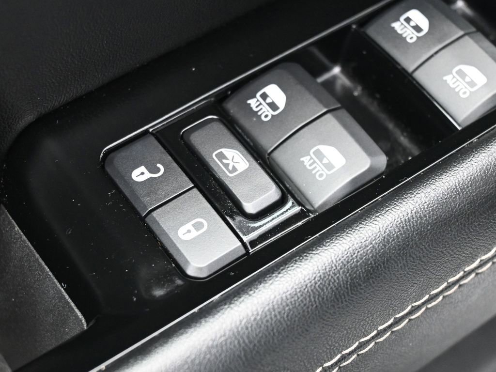 Used 2024 Jeep Wagoneer Series II w/ Premium Group I image 16