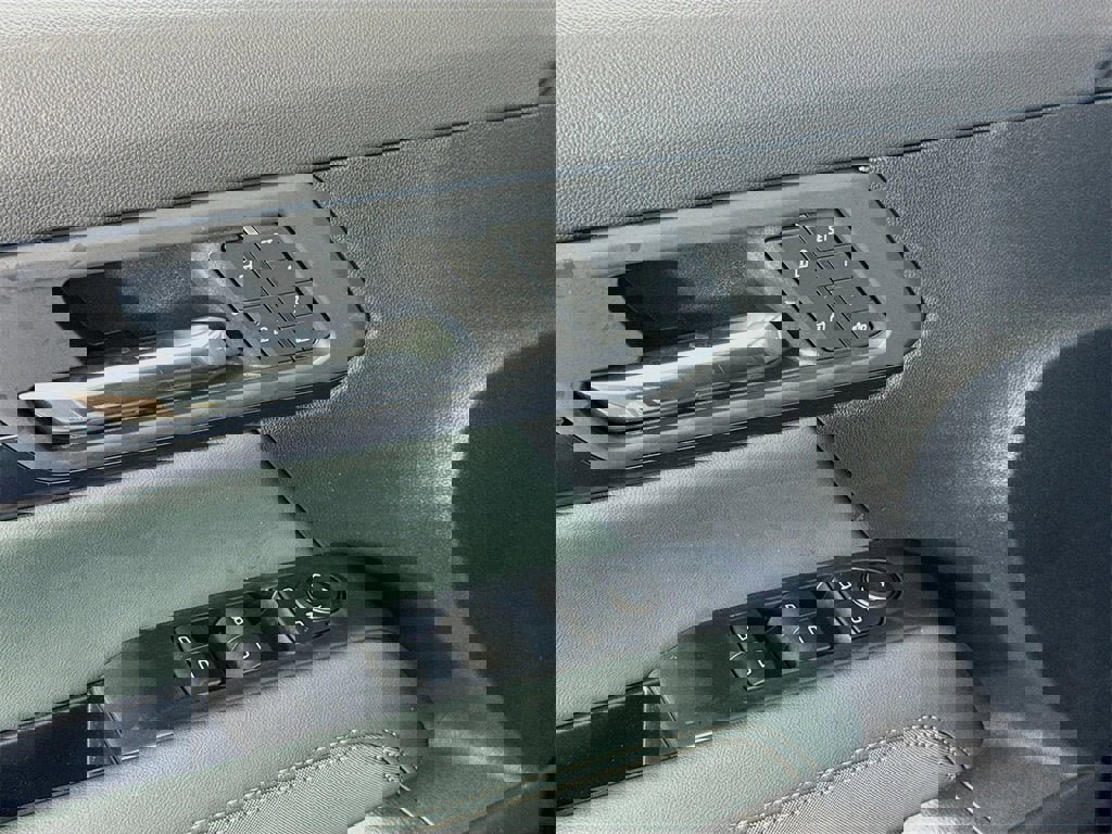 New 2026 GMC Terrain AT4 w/ Convenience Package III image 13