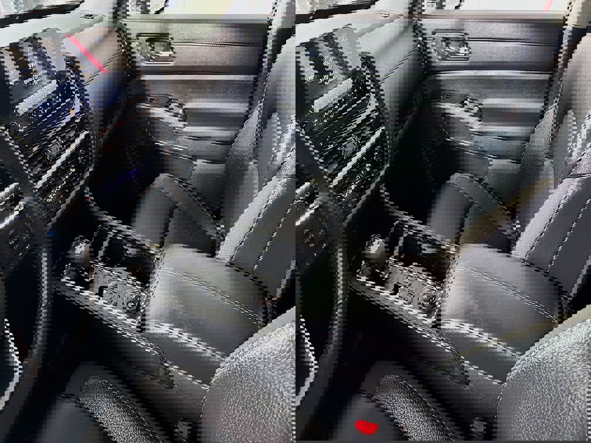 Used 2023 Nissan Pathfinder SL image 24