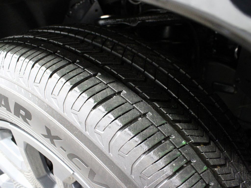 Used 2025 Toyota Sequoia Platinum image 7