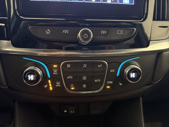 Certified 2023 Chevrolet Traverse LT w/ LT Premium Package image 26