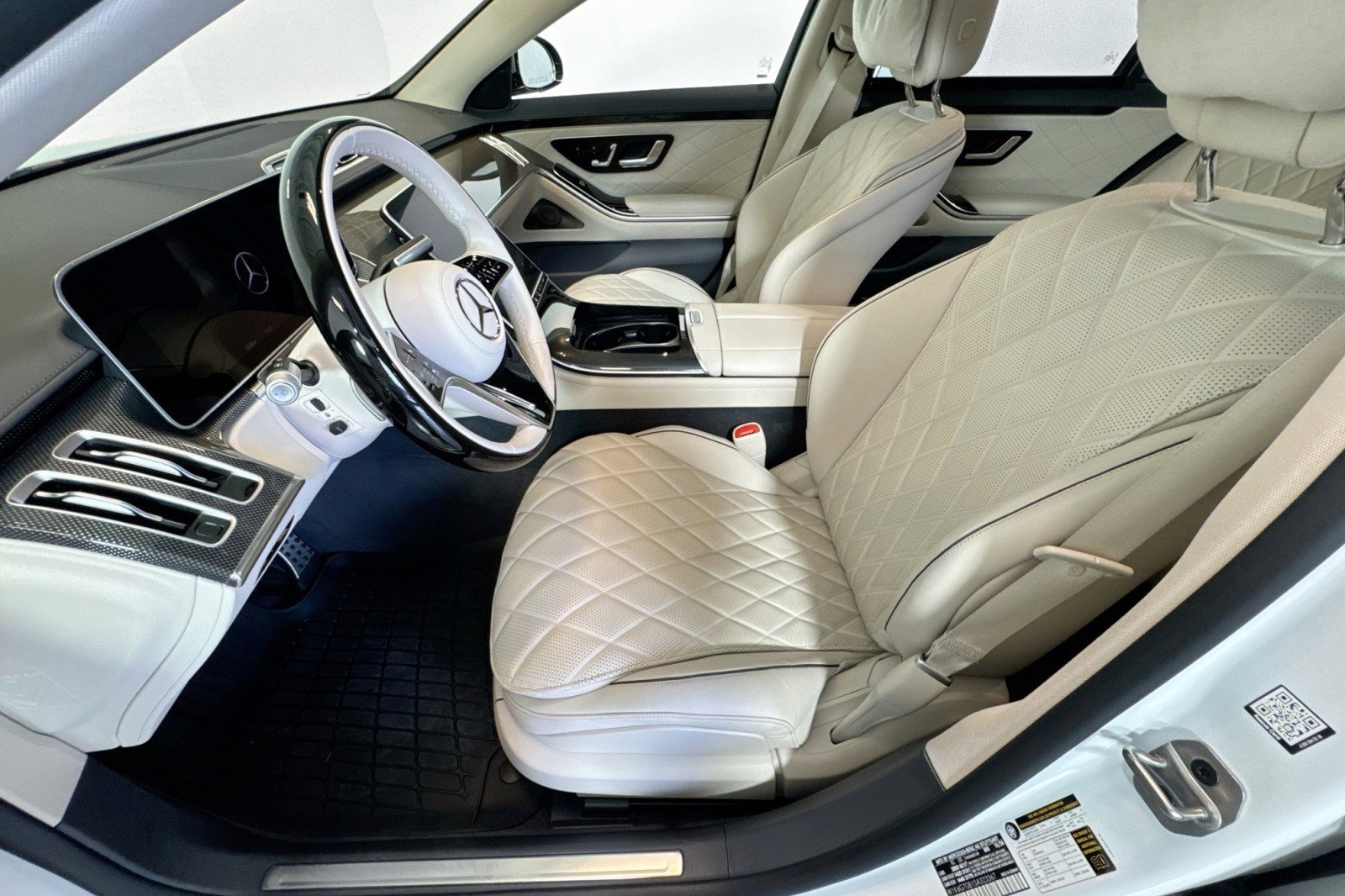 Certified 2025 Mercedes-Benz S 580 4MATIC Sedan image 19