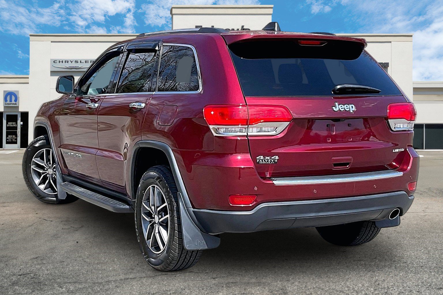 Used 2017 Jeep Grand Cherokee Limited image 12