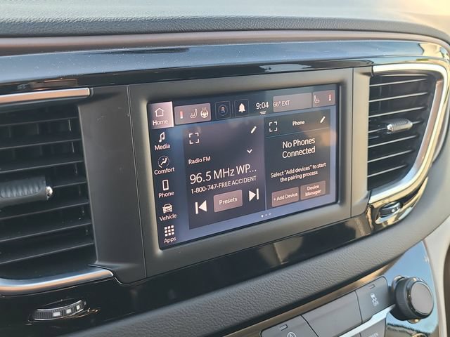 Used 2023 Chrysler Voyager LX FWD image 27