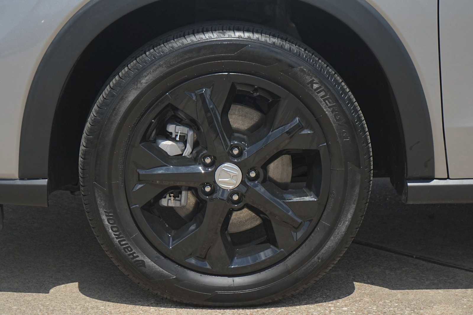 Used 2023 Honda HR-V LX image 7