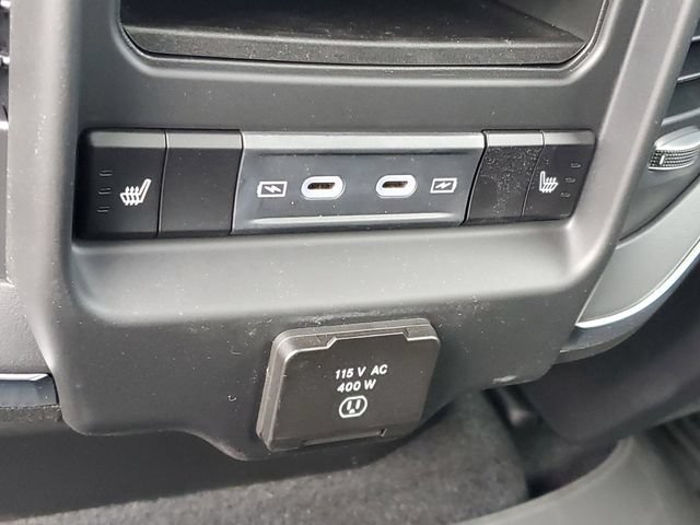New 2026 RAM 1500 Laramie w/ Night Edition AWD/4WD image 11
