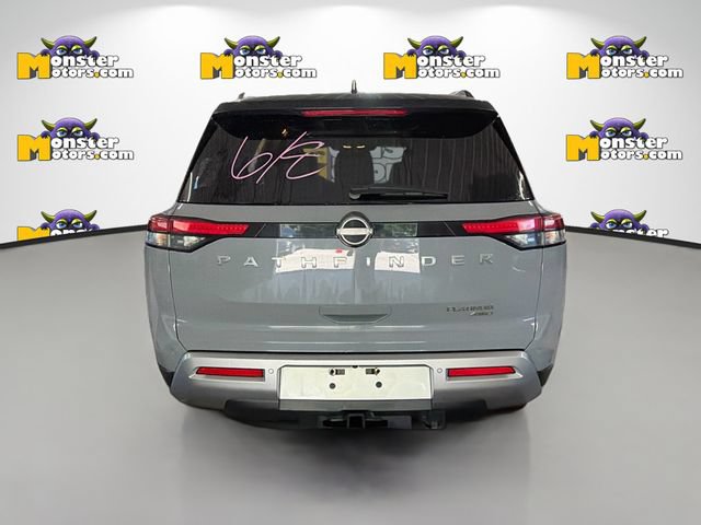 Used 2022 Nissan Pathfinder Platinum AWD/4WD image 5