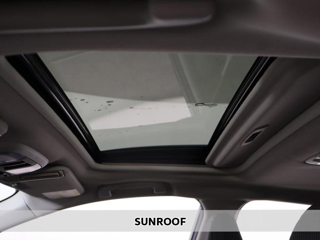 Used 2024 Subaru Crosstrek 2.0i Premium AWD/4WD image 3