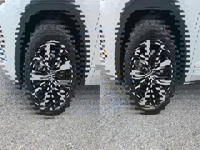 New 2026 Volkswagen Atlas SEL Premium R-Line image 11