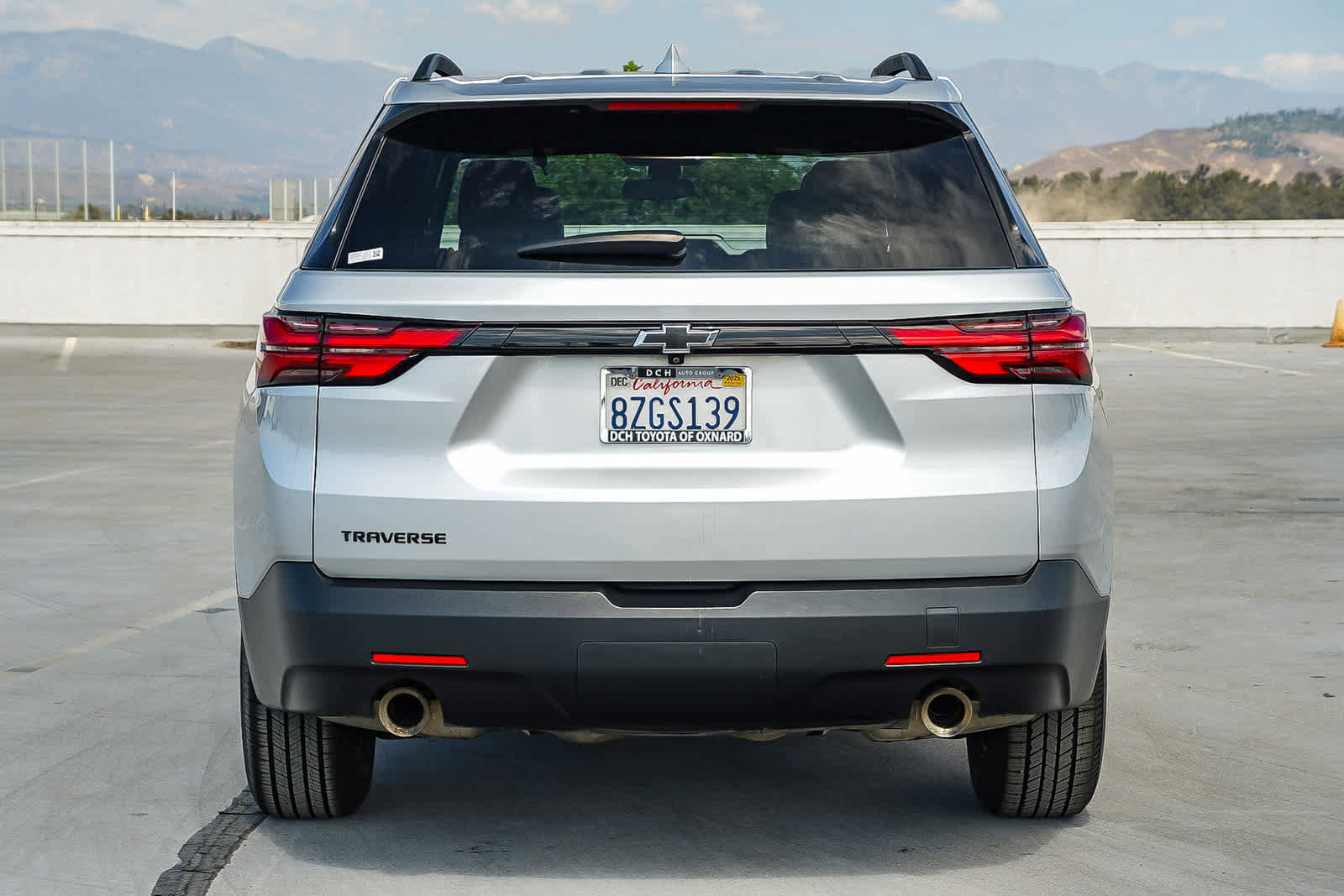 Used 2022 Chevrolet Traverse LS w/ Midnight/Sport Edition image 6