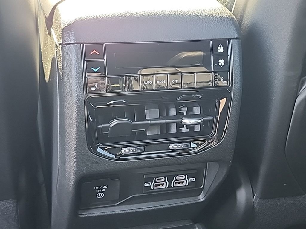 New 2025 Jeep Grand Cherokee L Limited w/ Black Appearance Package RWD image 25