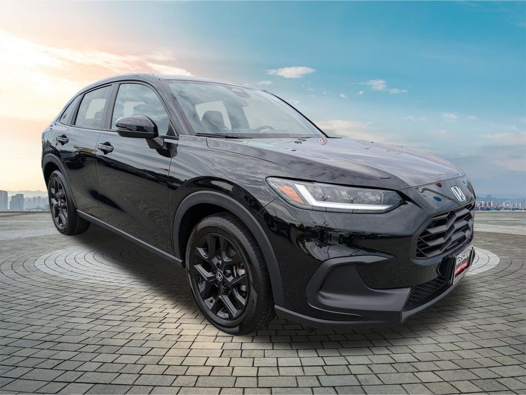Used 2025 Honda HR-V Sport image 2