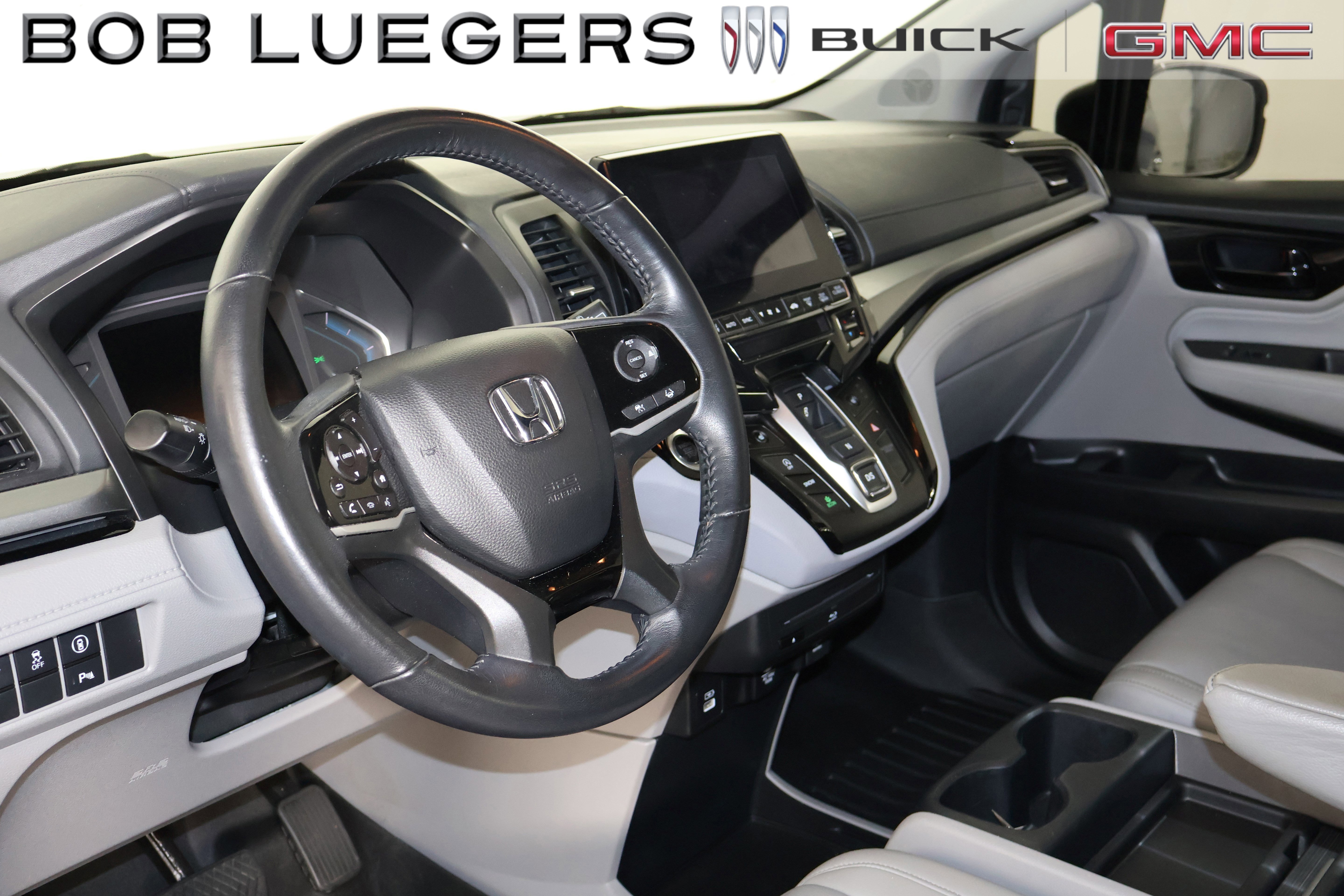Used 2023 Honda Odyssey Touring image 9