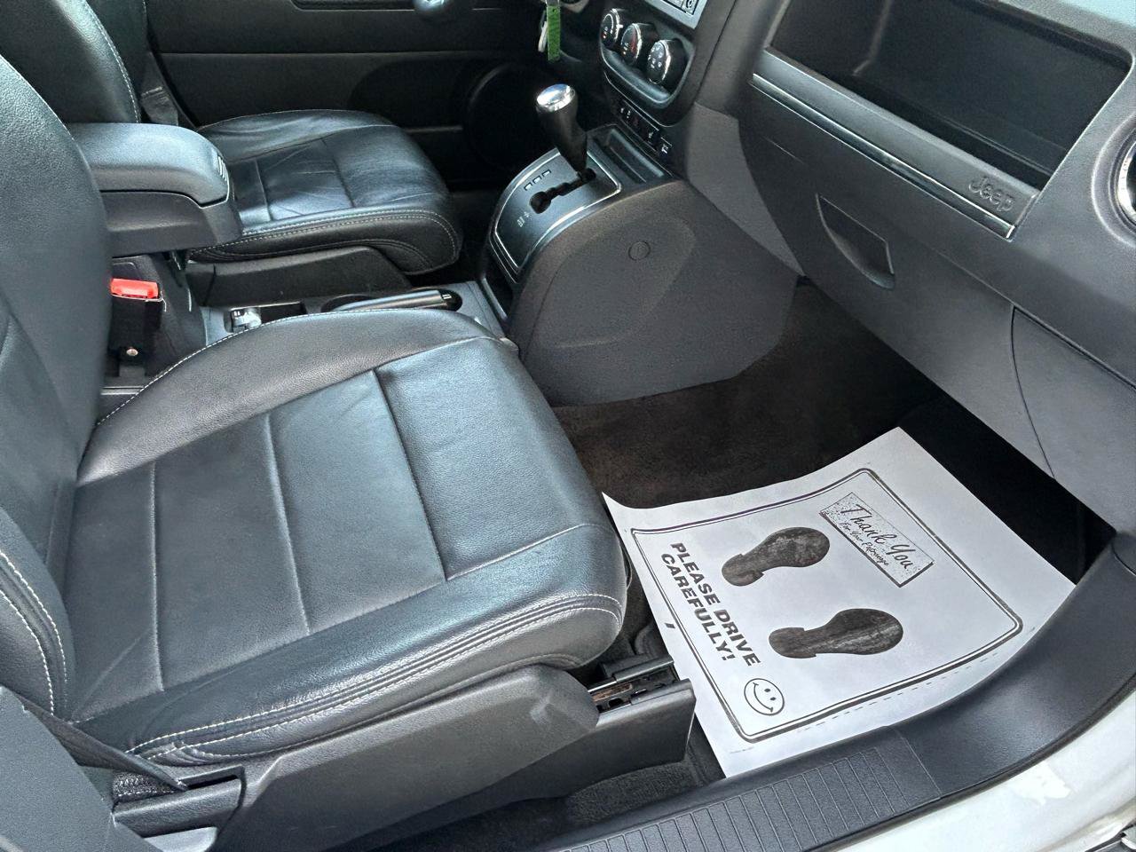 Used 2016 Jeep Patriot High Altitude AWD/4WD image 12