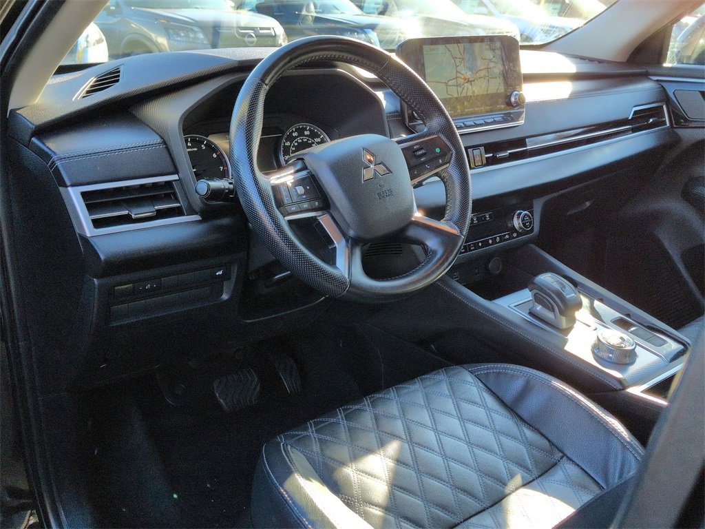 Used 2022 Mitsubishi Outlander SEL image 9