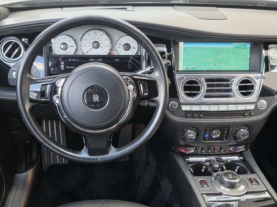 Used 2016 Rolls-Royce Ghost RWD image 11
