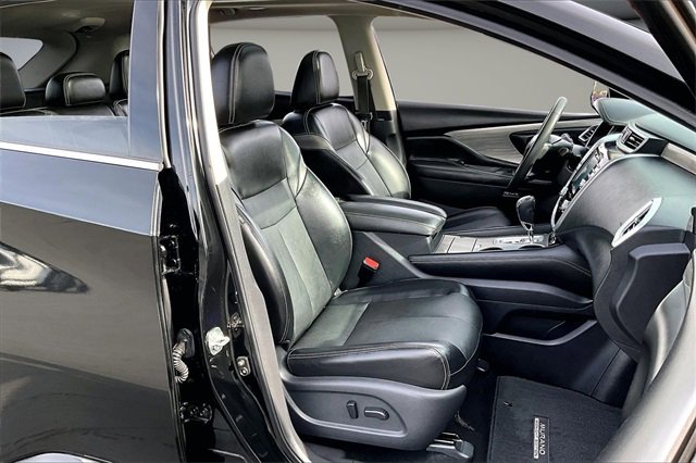 Certified 2017 Nissan Murano Platinum w/ Platinum Technology Package image 29