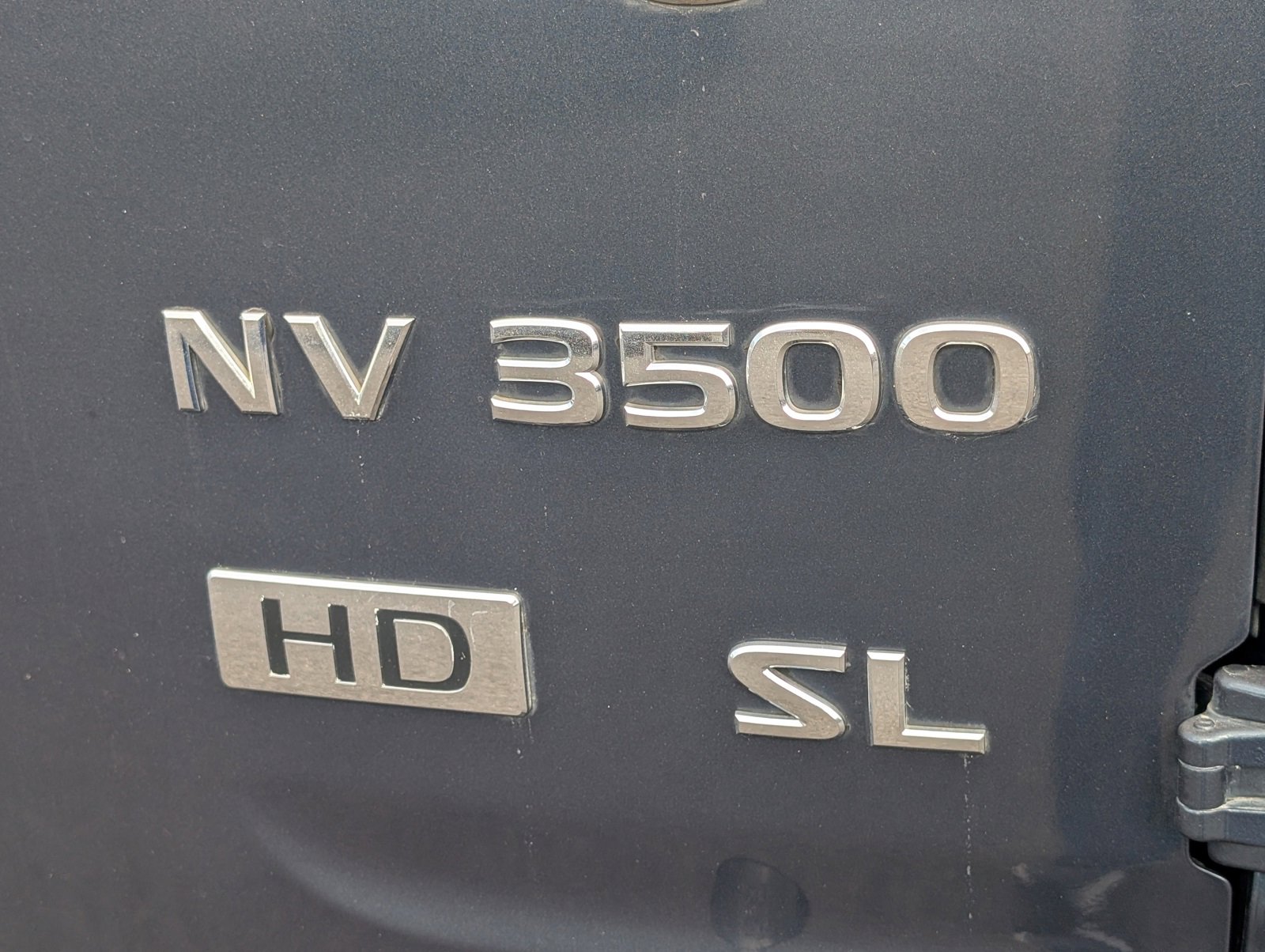 Used 2016 Nissan NV 3500 SL image 6