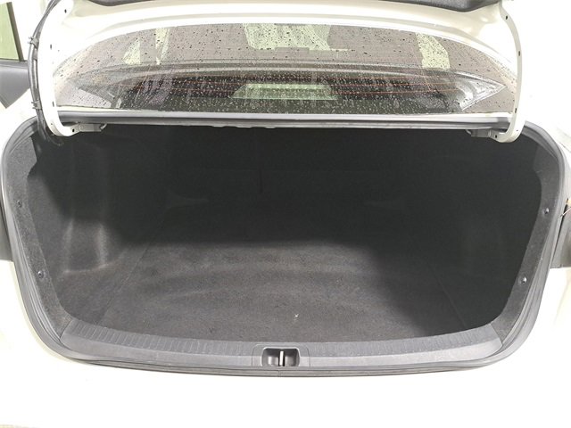 Used 2020 Toyota Corolla LE image 10