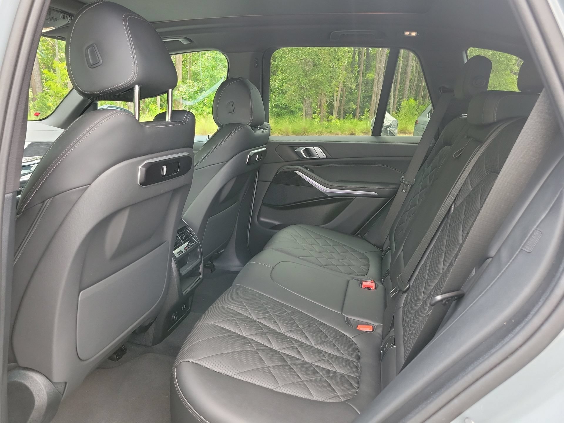Used 2024 BMW X5 sDrive40i w/ M Sport Package RWD image 14